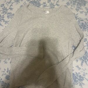 H&M grey long sleeve size L